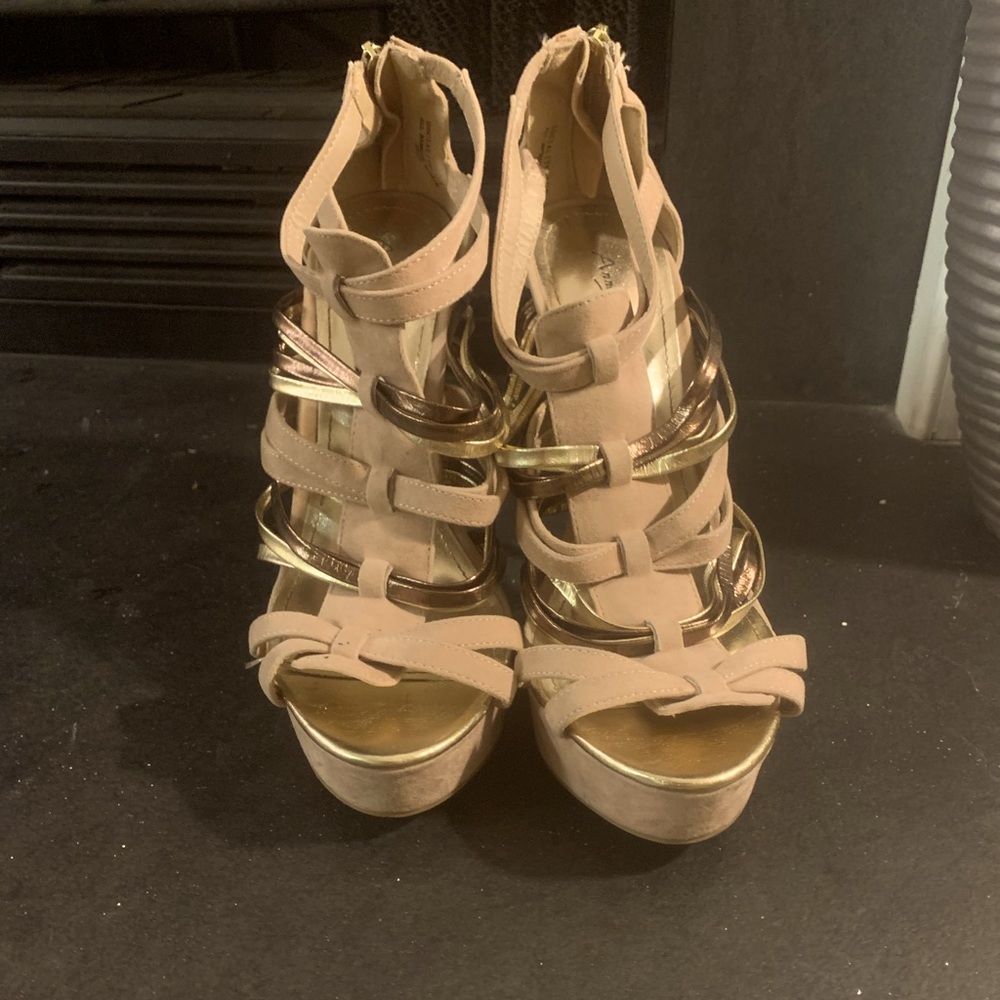 Women’s high heels